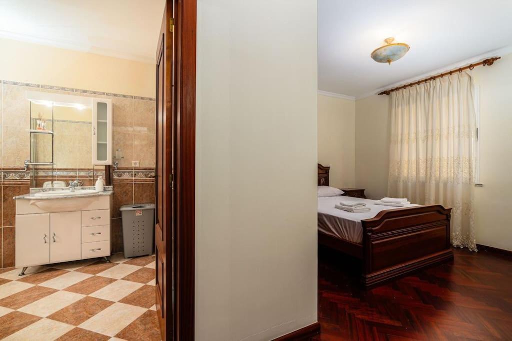 Do Conde Nº3 Apartment